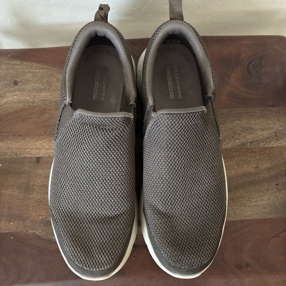 Skechers Go Walk Evolution Ultra Brown Slip On Shoes Sneakers Men Size 11 - Picture 1 of 7